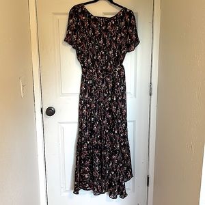 NWT Lane Bryant size 18 women’s short sleeve flowery dress with liner